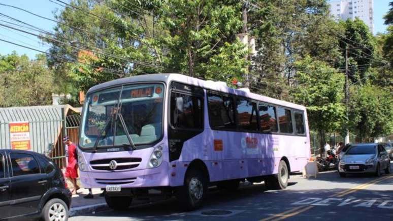 Ônibus lilás contra assédio estará nos blocos de maior concentração