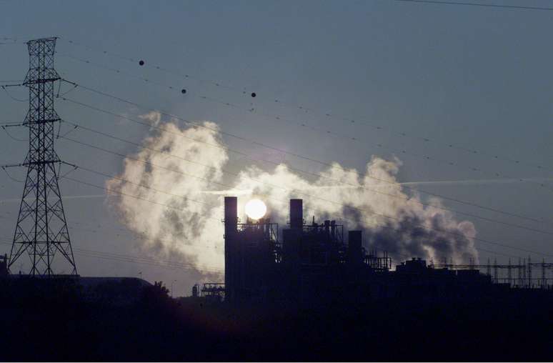 Usina termelétrica em Uruguaiana, RS
18/05/2001
REUTERS/Paulo Whitaker