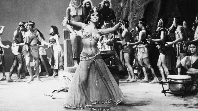 A atriz italiana Gina Lollobrigida interpretou a rainha de Sheba no filme de 1959 sobre Salomão e Sheba