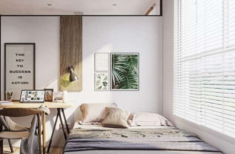 61- As persianas para quarto permitem a entrada dos raios solares no ambiente. Fonte: Pinterest&nbsp;