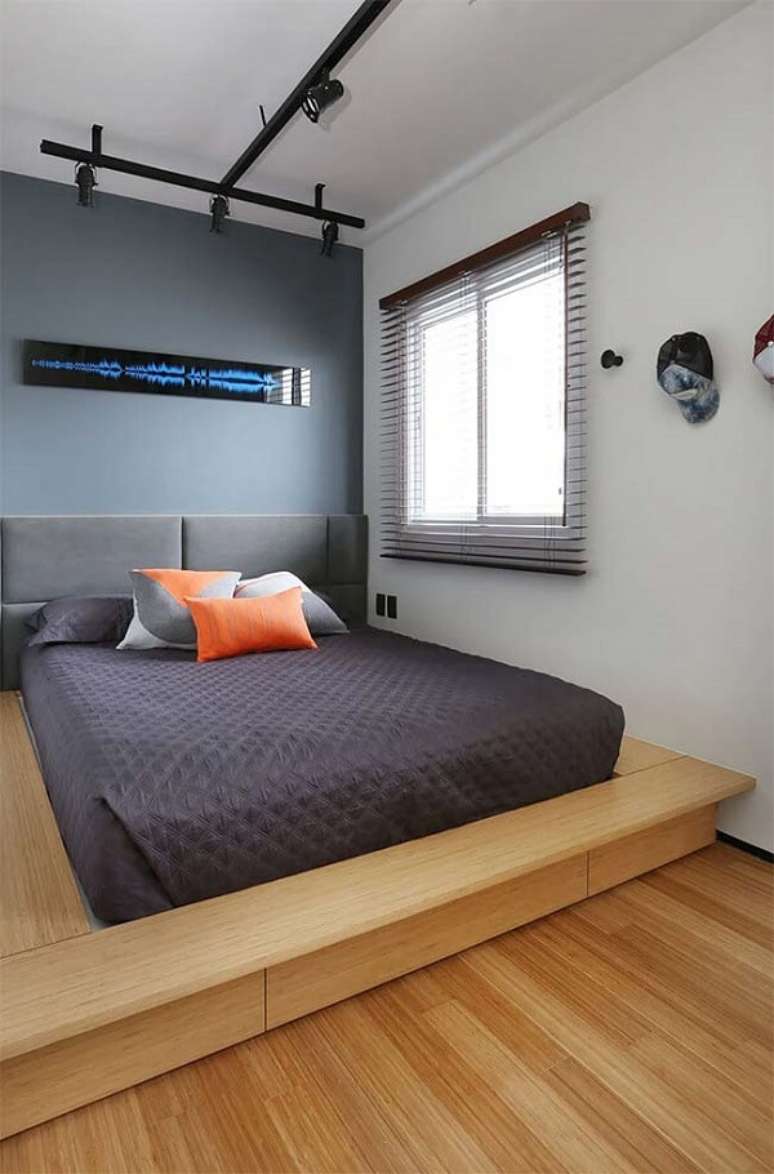 46- As persianas para quarto horizontal complementam a decoração em estilo jovem e descontraído. Fonte: Pinterest