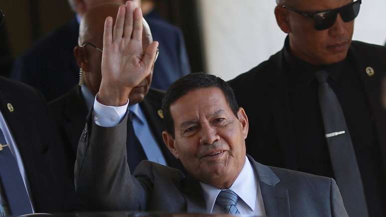 'O Brasil acredita firmemente que &eacute; poss&iacute;vel devolver a Venezuela ao conv&iacute;vio democr&aacute;tico das Am&eacute;ricas sem qualquer medida extrema', disse vice-presidente do Brasil, Hamilton Mour&atilde;o, em reuni&atilde;o do Grupo de Lima, na Col&ocirc;mbia