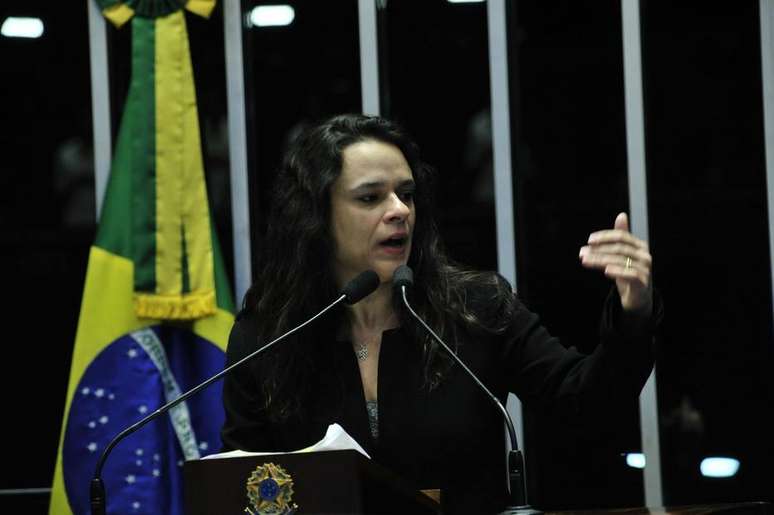 A advogada Janaína Paschoal, hoje deputada estadual em São Paulo