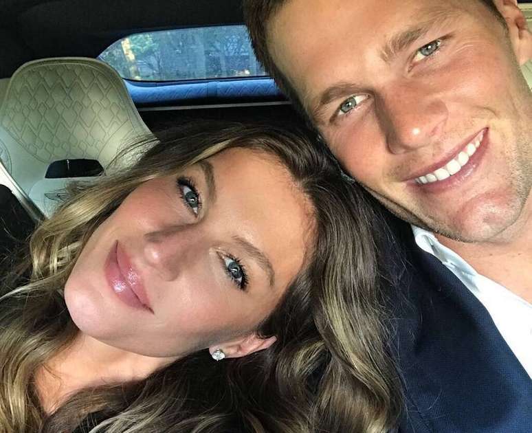 A modelo brasileira Gisele Bundchen e o jogador de futebol americano Tom Brady.