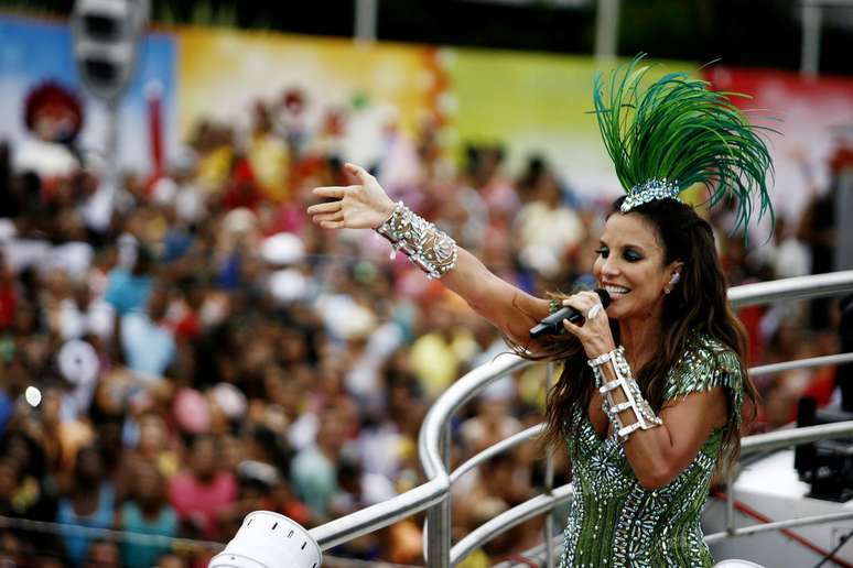 A cantora Ivete Sangalo no Circuito Osmar no Campo Grande, em Salvador