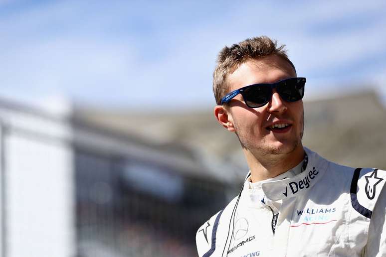 Sergey Sirotkin é o novo piloto reserva da Renault em 2019