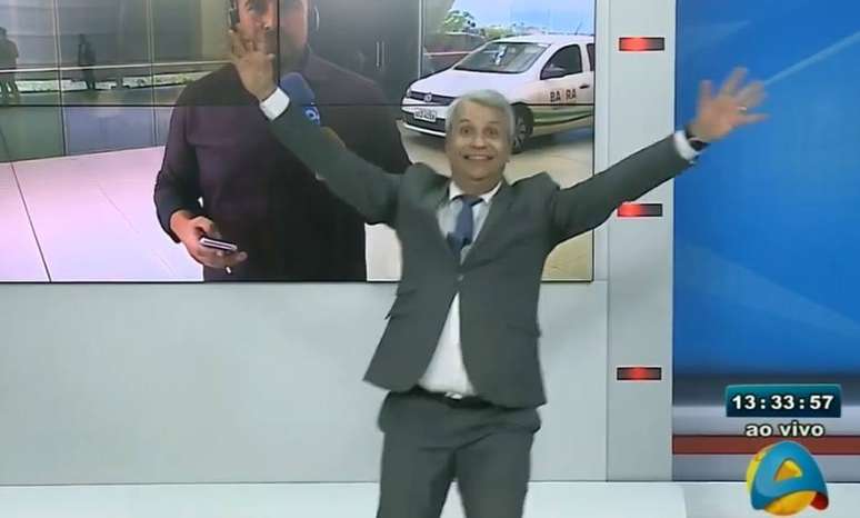 Jornalista da Globo fuma ao vivo durante jornal na GloboNews; veja