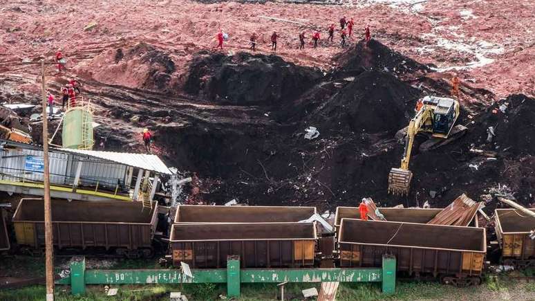 Impacto ambiental e humano é imenso