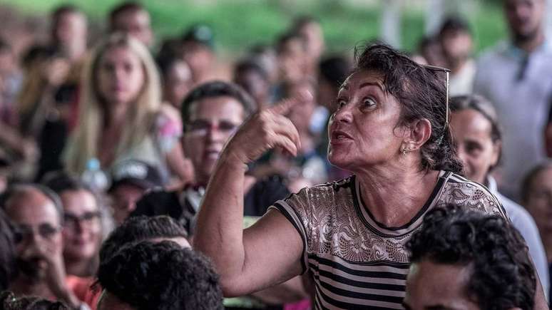 Respostas de representantes da Vale irritaram os moradores