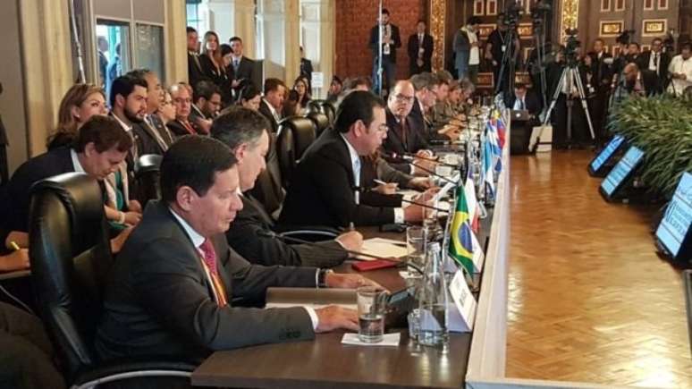 O Grupo de Lima foi criado em 2017, na capital do Peru, reunindo ministros das relações exteriores de 14 países