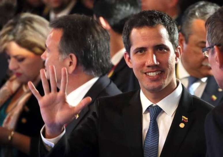 Juan Guaidó conta com apoio de mais de 50 países, porém Rússia e China estão do lado de Maduro