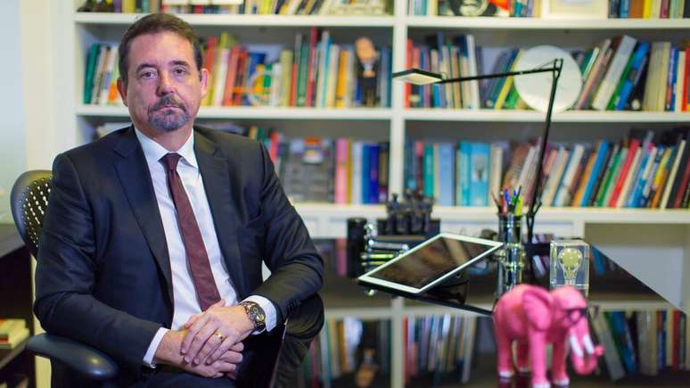 Para Marco Aur&eacute;lio Rudieger, da FGV, pol&iacute;tica ser&aacute; cada vez mais perme&aacute;vel &agrave; press&atilde;o das novas tecnologias, processo que considera ser 'irrevers&iacute;vel'