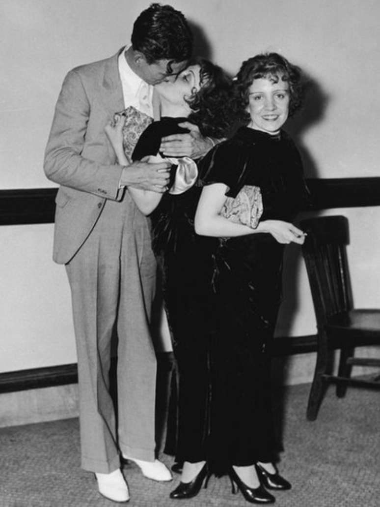 Daisy e Violet Hilton eram irm&atilde;s siamesas