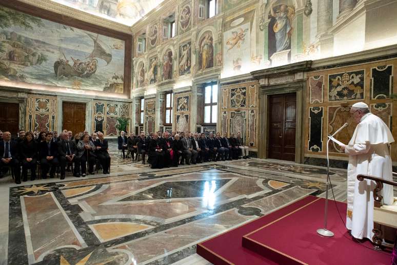 Papa Francisco em audiência sobre os Arquivos Secretos do Vaticano 04/03/2019. Mídia do Vaticano/Distribuído via REUTERS