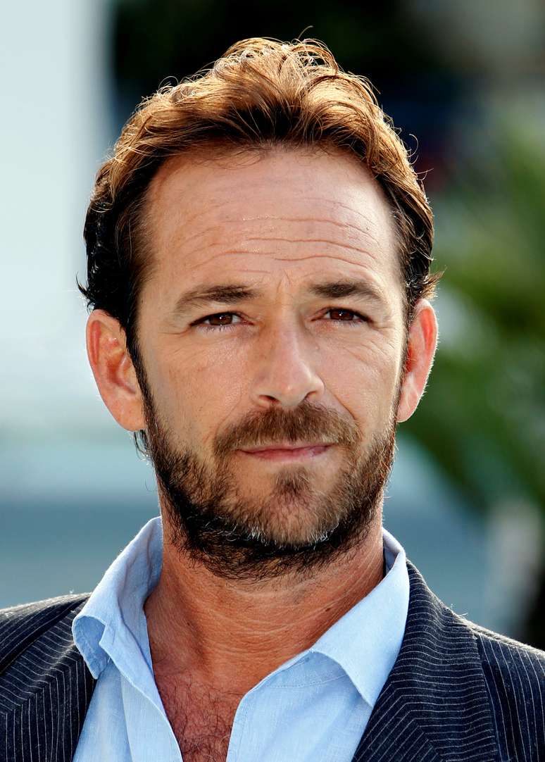 Luke Perry ficou famoso interpretando Dylan em Beverly Hills