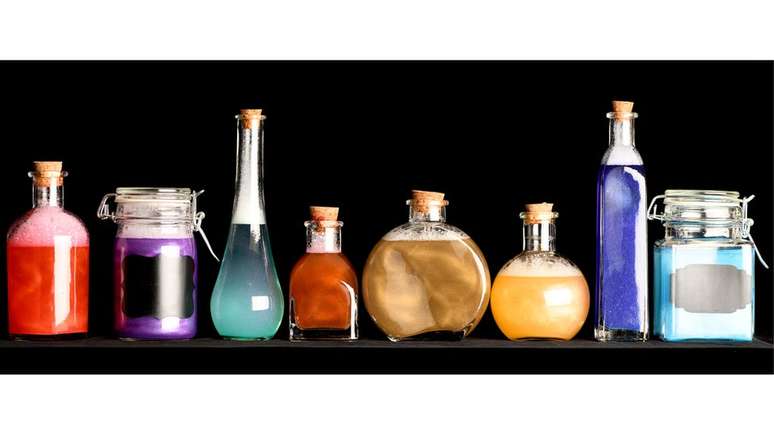 A venda de rem&eacute;dios falsificados ou 'alternativos' na internet &eacute; um neg&oacute;cio lucrativo