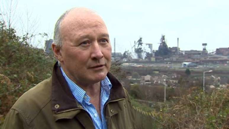 '&Eacute; demais para mim ter que cuidar de uma atra&ccedil;&atilde;o art&iacute;stica sozinho', diz metal&uacute;rgico do Reino Unido que teve o muro da garagem pintado por Banksy