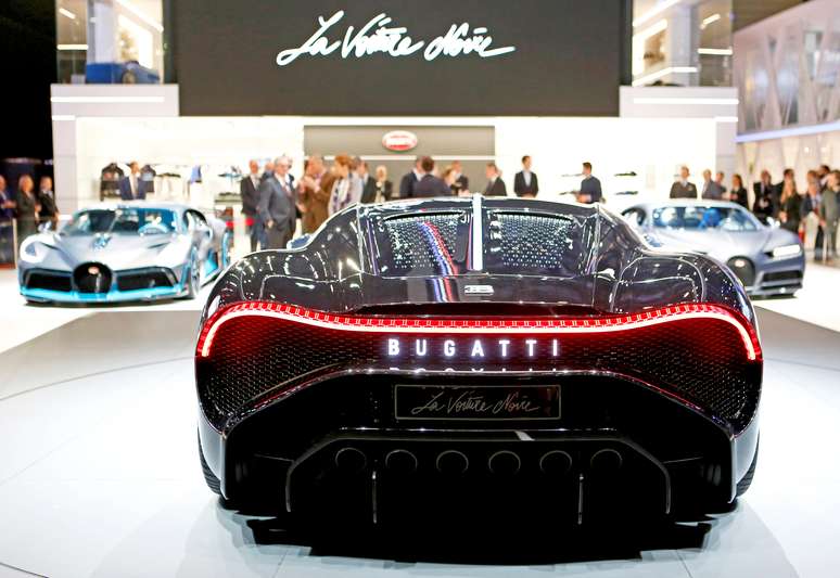 Bugatti La Voiture Noire foi apresentado no Salão de Genebra