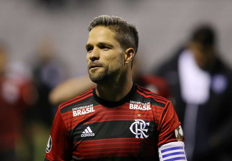 Diego durante partida do Flamengo contra o San Jose