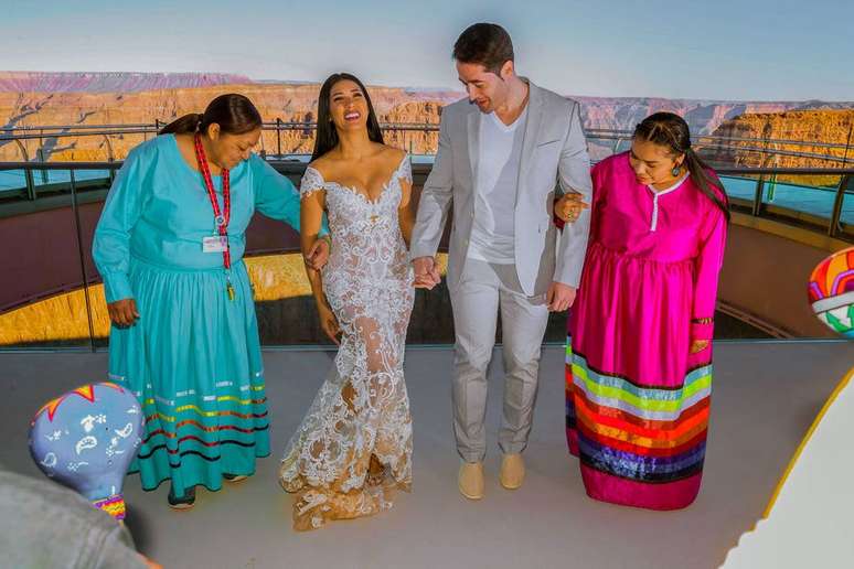 Simaria e o marido Vicente foram recepcionados pela tribo&nbsp;hualapai.