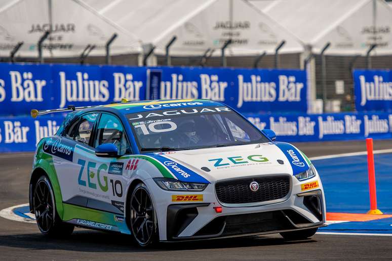 Cacá Bueno e Sergio Jimenez disputam liderança do Jaguar I-PACE eTROPHY em Hong Kong