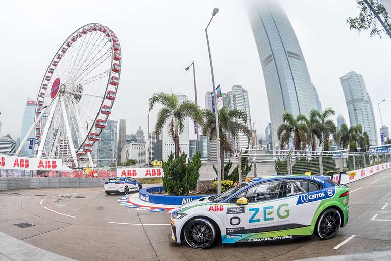 Cacá Bueno lidera treinos no primeiro dia do Jaguar I-PACE eTROPHY em Hong Kong