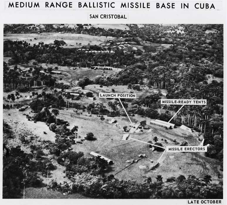 Foto dos EUA, capturada em 1962, que flagrou m&iacute;sseis russos em Cuba