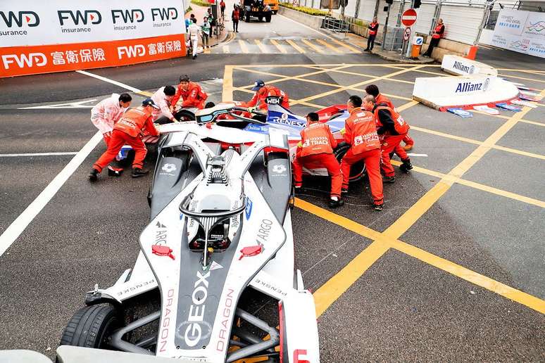 D’Ambrosio diz que Nasr deveria ter sido penalizado pelo incidente no ePrix de Hong Kong