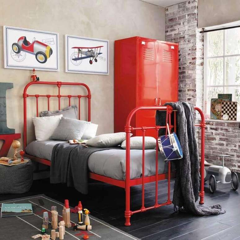 25. Tons de vermelho também podem ser usados para compor a decoração do quarto infantil – Foto: Pinterest