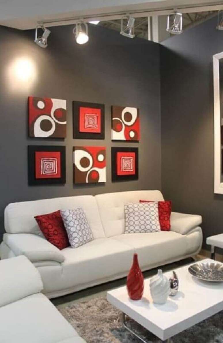 3. Utilize cores neutras como base em ambientes com detalhes em tons de vermelho – Foto: Pinosy