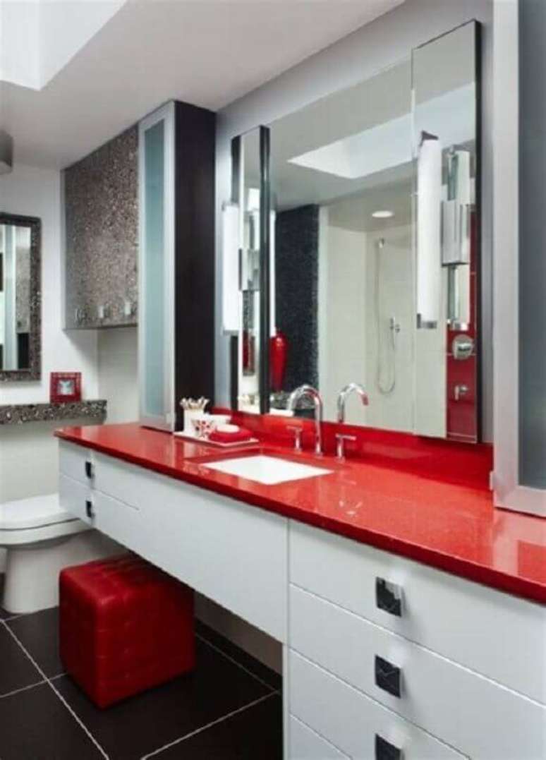 37. Tons de vermelho são ótimos para ambientes com um estilo muito sério – Foto: Air Freshener