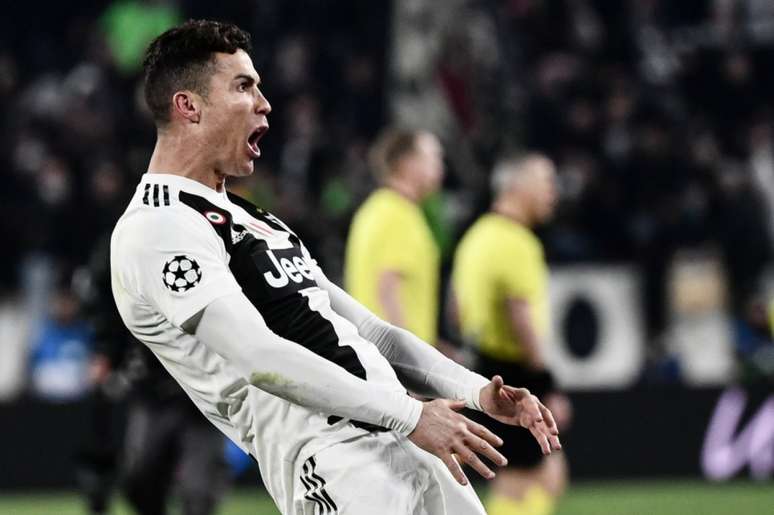 Herói da Juventus, Cristiano Ronaldo devolve gesto de Simeone (Foto: Divulgação)