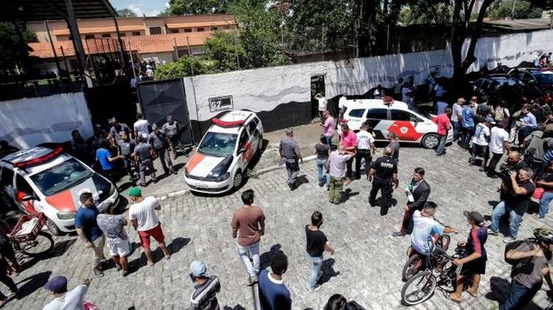 O ataque a tiros na escola estadual Professor Raul Brasil, em Suzano, na Grande São Paulo, nesta quinta-feira (13) chocou o Brasil e o mundo