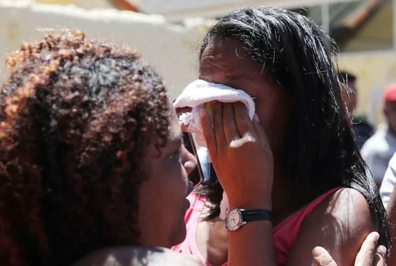 Familiares de alunos que estudam em escola alvo de massacre em Suzano
13/03/2019
REUTERS/Amanda Perobelli