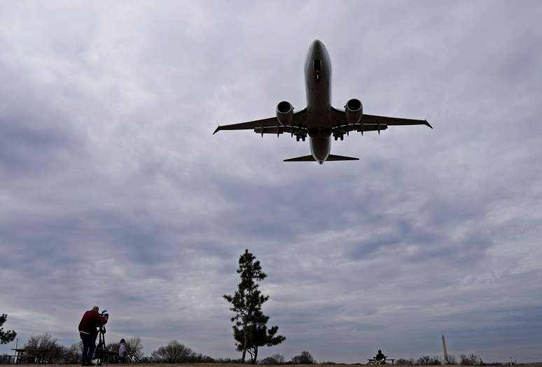 Modelo Boeing 737 MAX 8 aterrisa em Los Angeles.  13/3/2019.  REUTERS/Joshua Roberts     T