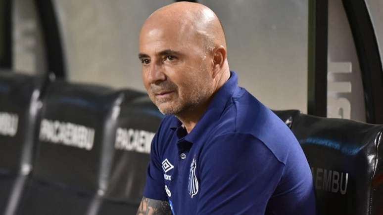 Sampaoli ainda não esboçou a equipe titular que encara o Novorizontino, nesta sexta-feira (Foto: Ivan Storti/Santos)