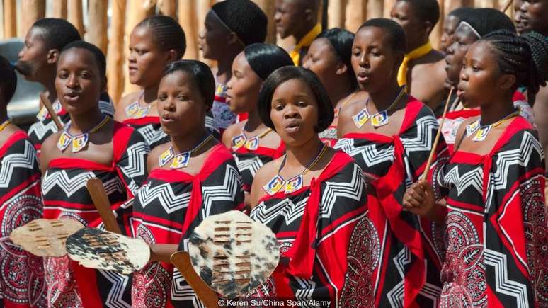 Celebrar a herança cultural nacional também é uma parte importante da vida em eSwatini