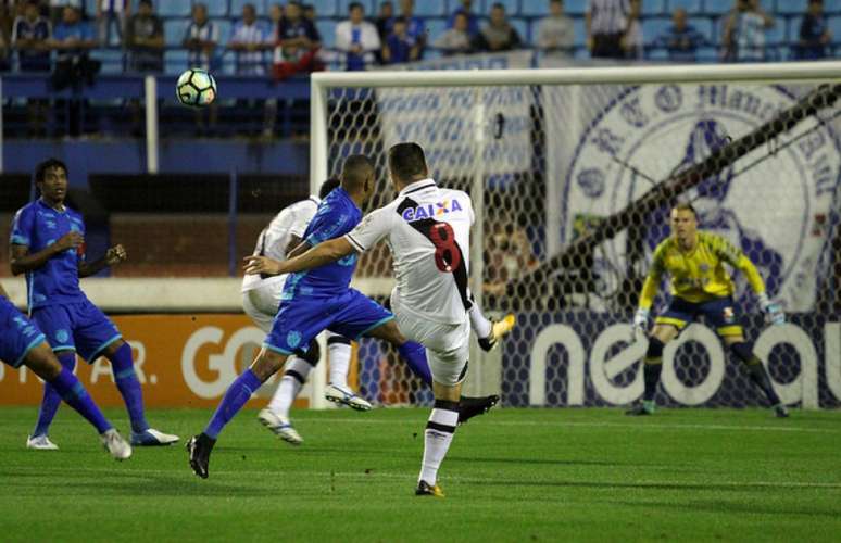 Último jogo entre Vasco e Avaí foi em 2017, com vitória da equipe catarinense (Carlos Gregório Júnior)