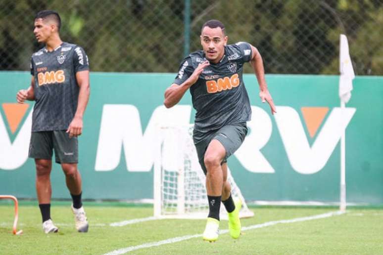 Papagaio está em fase final de recuperação de uma torção no tornozelo e já poderá fazer sua estreia no Galo-Bruno Cantini/Atlético-MG