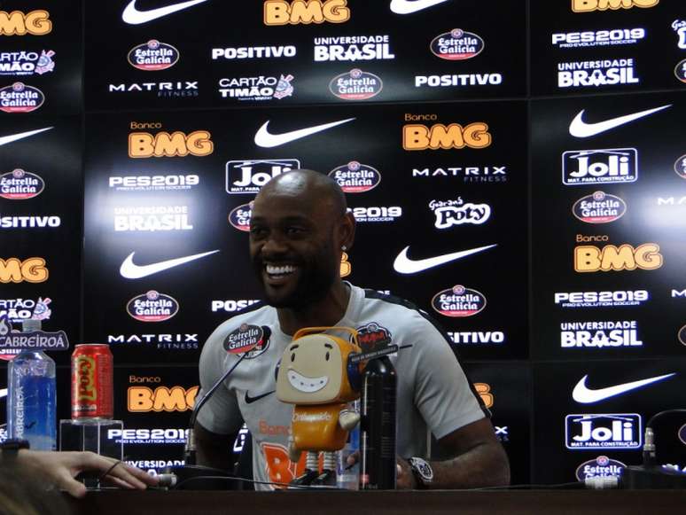 Atacante Vagner Love vive ótimo momento no Corinthians nesta temporada (Foto: Ana Canhedo/Lancepress!)