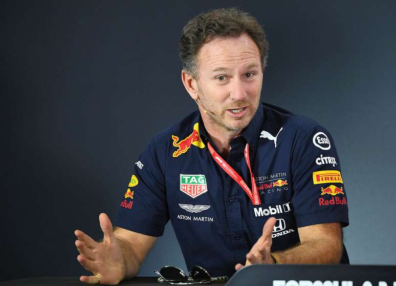 Horner: Ferrari “andou para trás” considerando os testes em Barcelona
