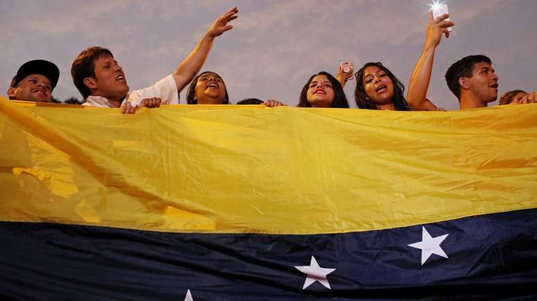 Muitos venezuelanos têm depositado suas esperanças em Guaidó