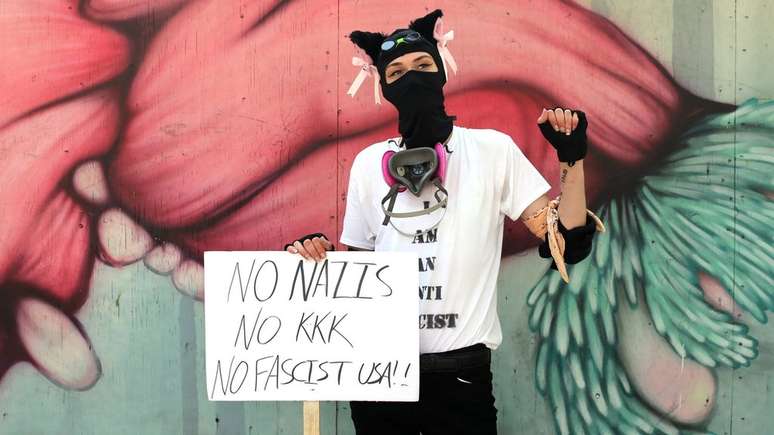 Os antifascistas tamb&eacute;m comparecem ao barril de p&oacute;lvora que se tornou Portland