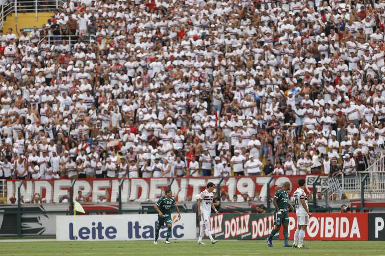 Torcida do São Paulo no Pacaembu