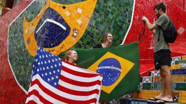 Americanos são o segundo maior grupo de turistas que visitam o Brasil anualmente, atrás dos argentinos