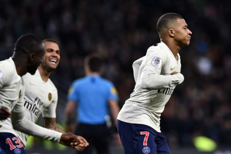 Mbappé já esteve na mira de Zidane (Foto: Jeff Pachoud / AFP)