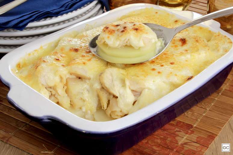 Bacalhau gratinado aos queijos