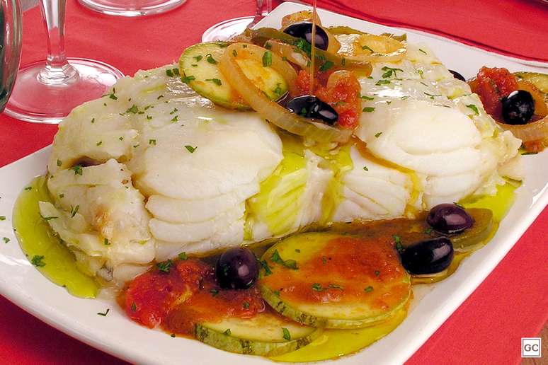 Bacalhau com refogado de legumes