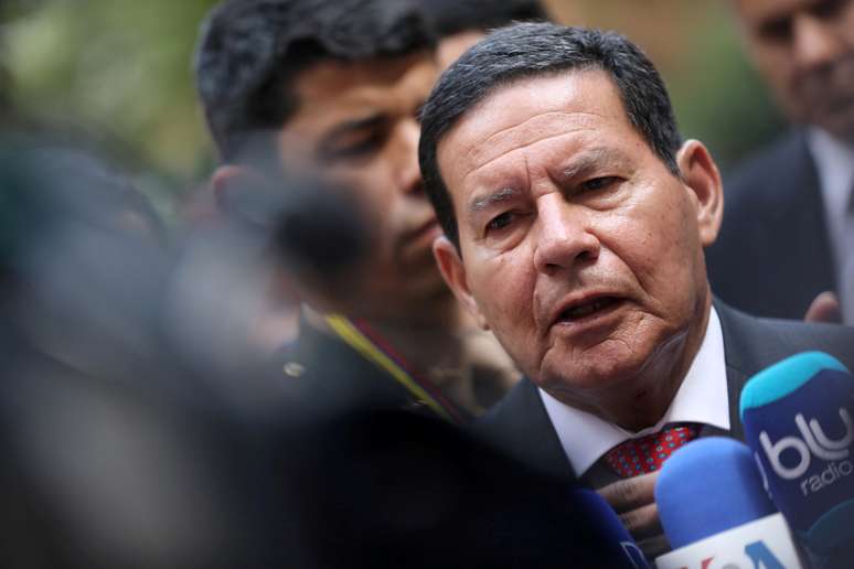 Vice-presidente Hamilton Mourão, durante entrevista coletiva em Bogotá
25/02/2019 REUTERS/Luisa Gonzalez