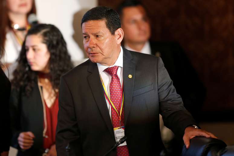 Vice-presidente Hamilton Mourão em Bogotá
25/02/2019 REUTERS/Luisa Gonzalez